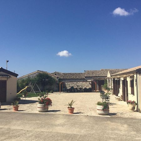 Вилла Oasi Di Cava Ispica Pietre Nere San Zagaria Экстерьер фото
